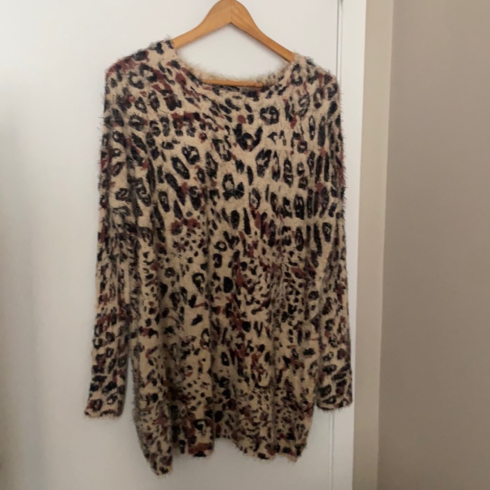 Women’s oversized sweater S/M
